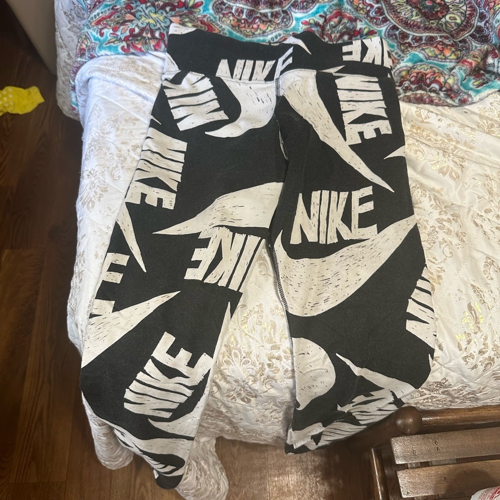 Nike Logo Print Leggings